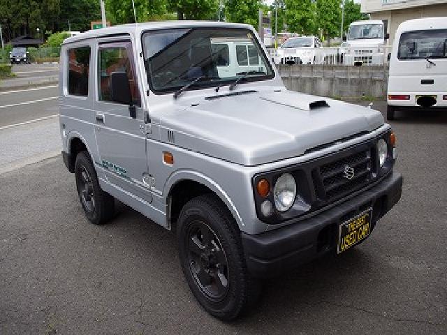 スズキ　ジムニー　660 ワイルドウインド 4WD