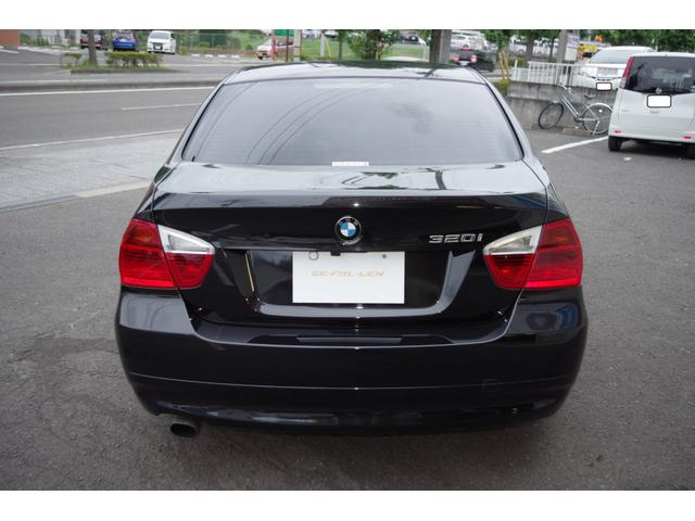 ＢＭＷ ３２０ｉ